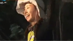 Yuri用美人计欺骗摄像导演