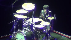 TFBOYS,易烊千玺 - 易烊千玺Solo:架子鼓 & 舞蹈