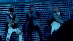 MONSTA X,元虎(MONSTA X) - RUSH-MONSTA X 元浩 雨中表演