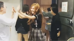 BLACKPINK - INS 更新 初次舞台的眼泪