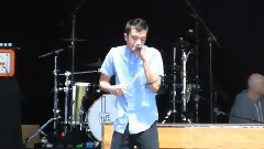 Twenty One Pilots - Holding On To You