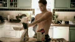 Counting Crows - Accidentally In Love