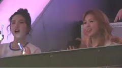 Red Velvet x SNSD 少女时代 实力宠(逗)妹阿之狮子心舞动 红毛台上观看