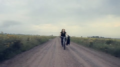 Palava - Tuuli Käy, Nurkissa Ulvoo