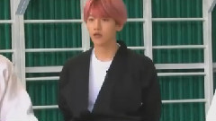 穿越榜单的少女 伯贤相关