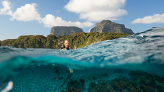 Blake Lively - 电影<鲨滩>