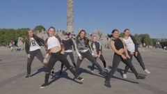 Kings Of Leon - Around The World