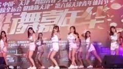街舞视频 - 津门街舞嘉年华 女团表演 李思婕老师指导