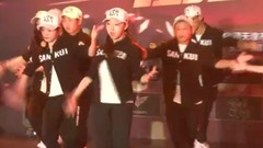 街舞视频 - Urbandance初级班表演 小豪指导