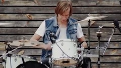 Debesis Iekrita Tevī (bungu kaverversija)