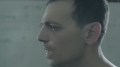 Manolis Famellos - Mia Thesi Sto Treno