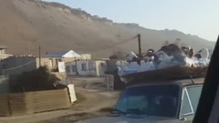 Man transports ducks to market in unusual way