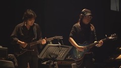 不愿一个人 & 寂寞的眼