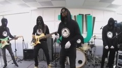 Ne Bucuram in Ciuda Lor