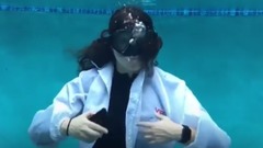 Apple Iphone 7 Swimming Underwater Waterproof Test In The World