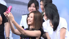 安心亚 - 安心亚预购签名会