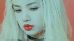 BLACKPINK - BLUDFIRE - Lisa