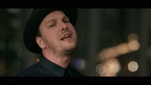 Gavin DeGraw - She Sets The City On Fire