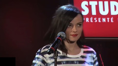 Alizee - À Cause De l'automne(因为秋天)