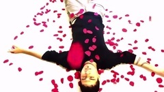 Why Don´t You Bring Me Flowers