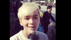 赵品霖自拍小视频