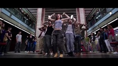 美国电影<舞力重击>插曲1