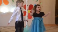 Ах,мамочка на саночках!