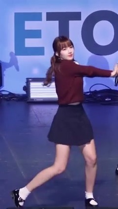 GFriend,艺琳(GFriend) - Rough