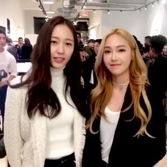 郑秀妍Jessica 郑秀晶Krysta Blanc & Eclare 纽约打招呼CUT