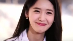 笑靥如花的林允儿