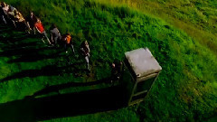 Она осталась одна