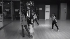 Blackpink 玩火 三个可爱的小孩跟着老师学跳舞