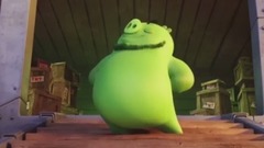 影视原声 - 电影<愤怒的小鸟>精彩片段之绿猪按钮致敬“小丑”