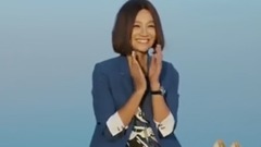 周晓鸥 - 爱不爱我