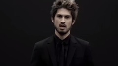 安室奈美惠,平井坚 - 特異獨行