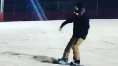 灿烈更新INS视频第二则