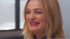 影视原声 - Star Alison Sudol Goes From Indie Musician To Mind