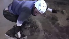 欧美帅哥展示花样滑板