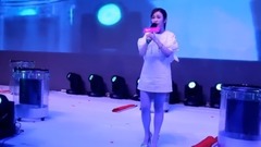 萱萱 - 将错就错