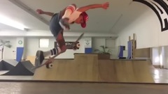 8-летняя японская скейтбордистка