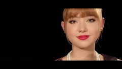 พุ่มพวง ดวงจันทร์