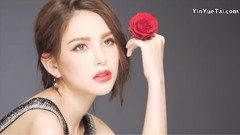 昆凌 - 唇上舞动的玫瑰 昆凌的玫色演绎