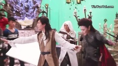 影视原声 - 电视剧<幻城>幕后花絮:哈根炟释发动笑场光波