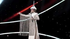 乌兰图雅 - 赞歌