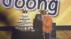 全场合唱生日快乐