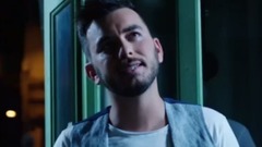 Τα Ποτήρια Μας Ψηλά