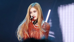 BLACKPINK - 口哨&玩火 - 第六届GAON Chart颁奖礼 主-朴彩英 饭拍版 17/02/22