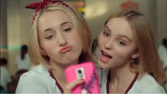 影视原声 - 电影<Yoga Hosers>Official Trailer #1