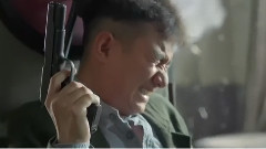 电视剧<剃刀边缘>曝"枪火寻踪"预告: 文章.马伊琍上演战火危情