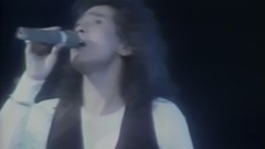 遥远的天空底下